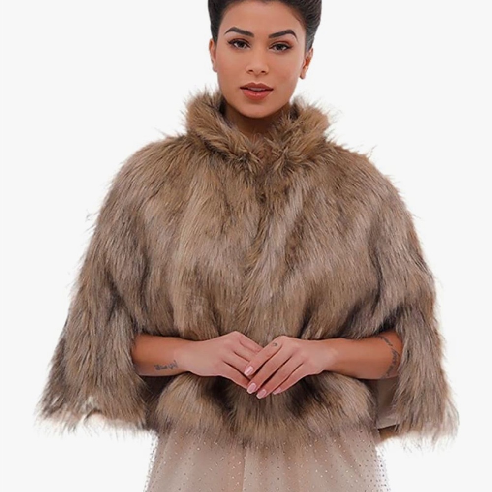 Women's Faux Fur Cape, Wraps Bridal Wedding Shawls for Bride and Bridesmaids